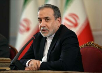 İran Dışişleri Bakanı Arakçi, Katarlı mevkidaşı Al Sani ile telefonda görüştü