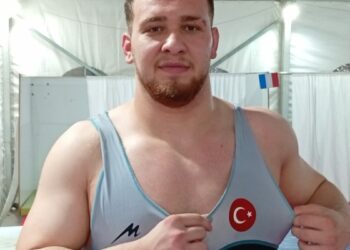 Milli güreşçi Hakan Büyükçıngıl, 125 kiloda Avrupa üçüncüsü oldu