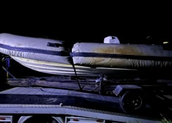 Aydın'da 10 göçmen kaçakçılığı şüphelisi yakalandı