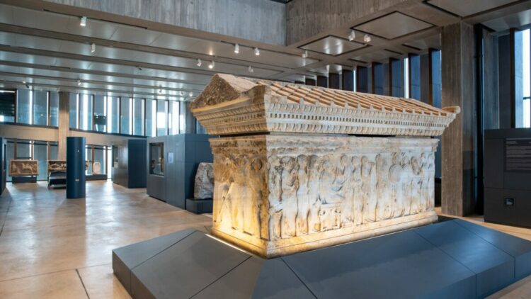 Kolezyum'da Troya temalı sergi