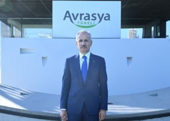 Bakan Uraloğlu: 9,5 milyon farklı araç Avrasya Tüneli'ni kullandı