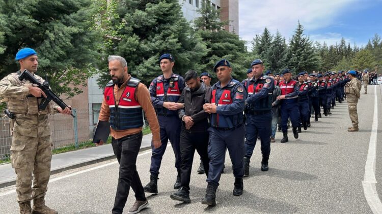 Gaziantep merkezli yasa dışı bahis operasyonunda 81 şüpheli adliyeyede