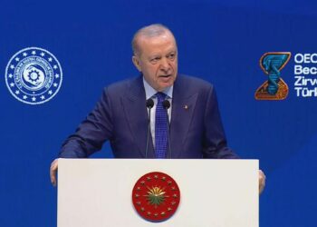 Cumhurbaşkanı Erdoğan: Hedefimiz gelecek 3 yılda 3 milyon gencimizi istihdama kazandırmaktır / Geniş haber