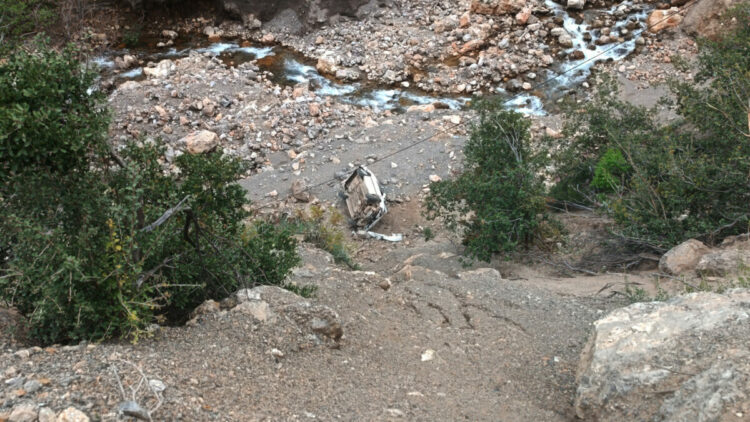 Gaziantep’te dereye düşen otomobilin sürücüsü yaralandı