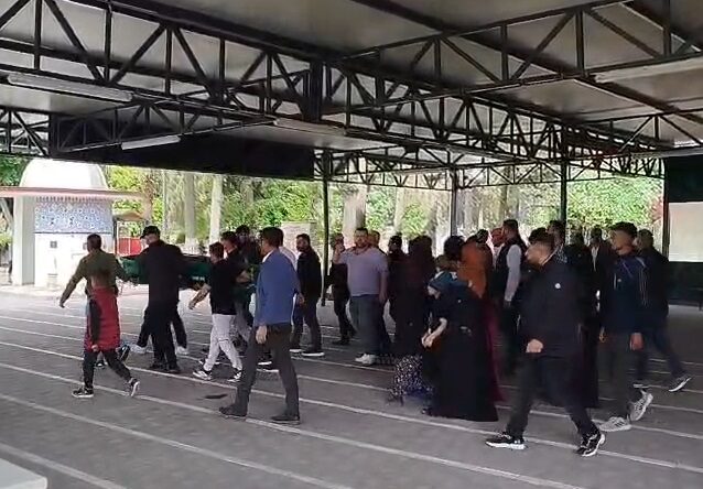 Babasının kullandığı minibüsün altında kalan Salih toprağa verildi