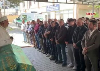 Minibüsün çarptığı 3 yaşındaki Aybars, toprağa verildi