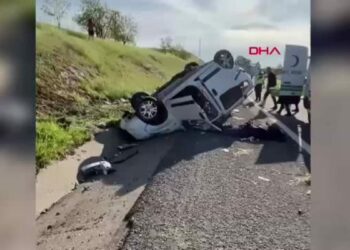 Şanlıurfa'da zincirleme kaza: 3 ölü, 5 yaralı