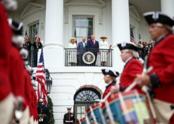 Trump: Amerikalıların İngilizlerden daha yakın dostu yoktur