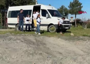 Kardeş okul projesiyle Diyarbakır’dan Samsun’a gelen öğrenciler ilk kez deniz gördü