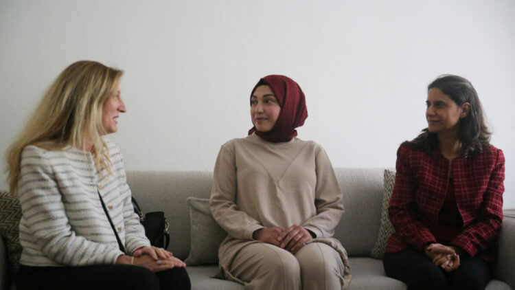 'Her gebeye bir ebe' ile normal doğum oranı arttı