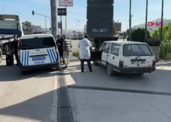 Çalınan otomobil akaryakıt istasyonunda terk edilmiş halde bulundu