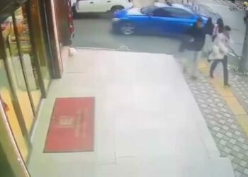 Bahçelievler’de iş yerine zarf içinde mermi  ve tehdit mektubu bırakan 6 kişi yakalandı