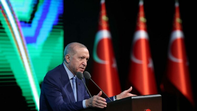 Cumhurbaşkanı Erdoğan: Adaletten, eşitlikten dem vuranların gerçek yüzlerini bugün hep birlikte görüyoruz