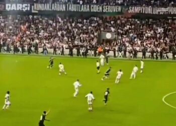 Karşıyaka'da Cicibaş'tan özür ve devam sinyali