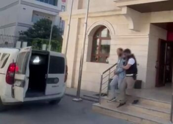Avcılar'da husumetlisinin evinin önüne tehdit notu ve mermi bırakan şüpheli tutuklandı