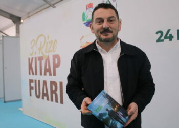 Haber için gittiği köyde dinlediği hayat hikayesini romanlaştırdı