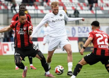 Manisa FK son maçta Sakaryaspor'u konuk edecek