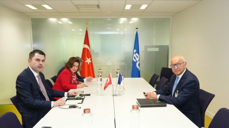 Bakan Kurum, Fransa’da