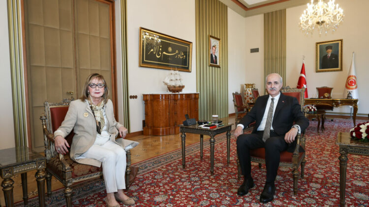 TBMM Başkanı Kurtulmuş, Bosna Hersek'in Ankara Büyükelçisi Colakovic'i kabul etti