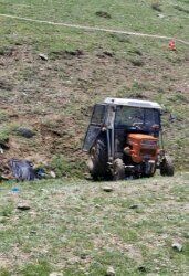 Traktör, dere yatağına devrildi; 1 ölü, 3 yaralı