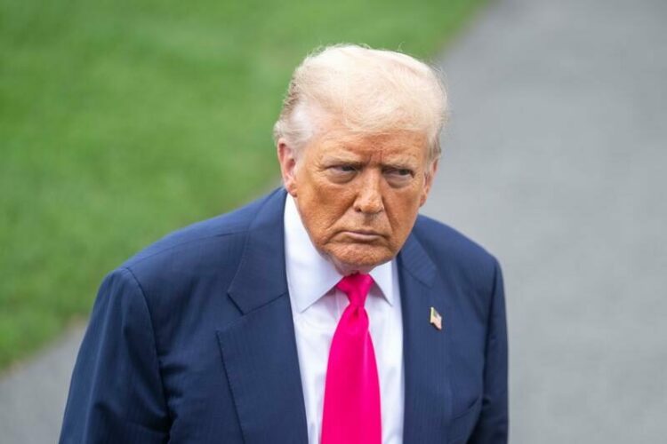 Trump: Almanya Şansölyesi, sorunlu ülkesini düzeltmeye daha fazla zaman ayırmalı