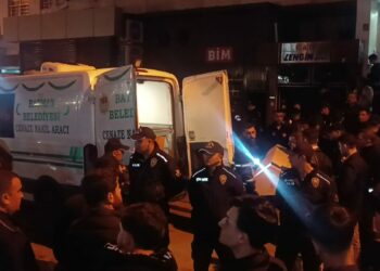 Batman’da evde çıkan yangında 2 kişi ölü bulundu