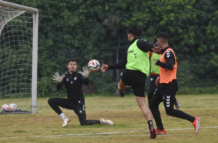 Altay'da tek hedef galibiyet