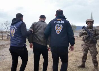 Iğdır'da yasa dışı bahis operasyonu; 6 gözaltı