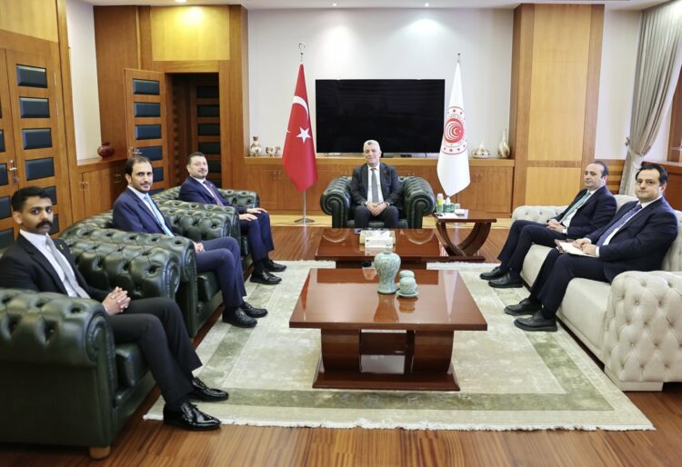 Bakan Bolat, Suudi Arabistan Büyükelçisi Abualnasr'ı kabul etti