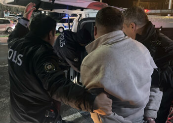Kayseri’de polisin ‘dur’ ihtarına uymayan alkollü sürücüye 450 bin TL ceza
