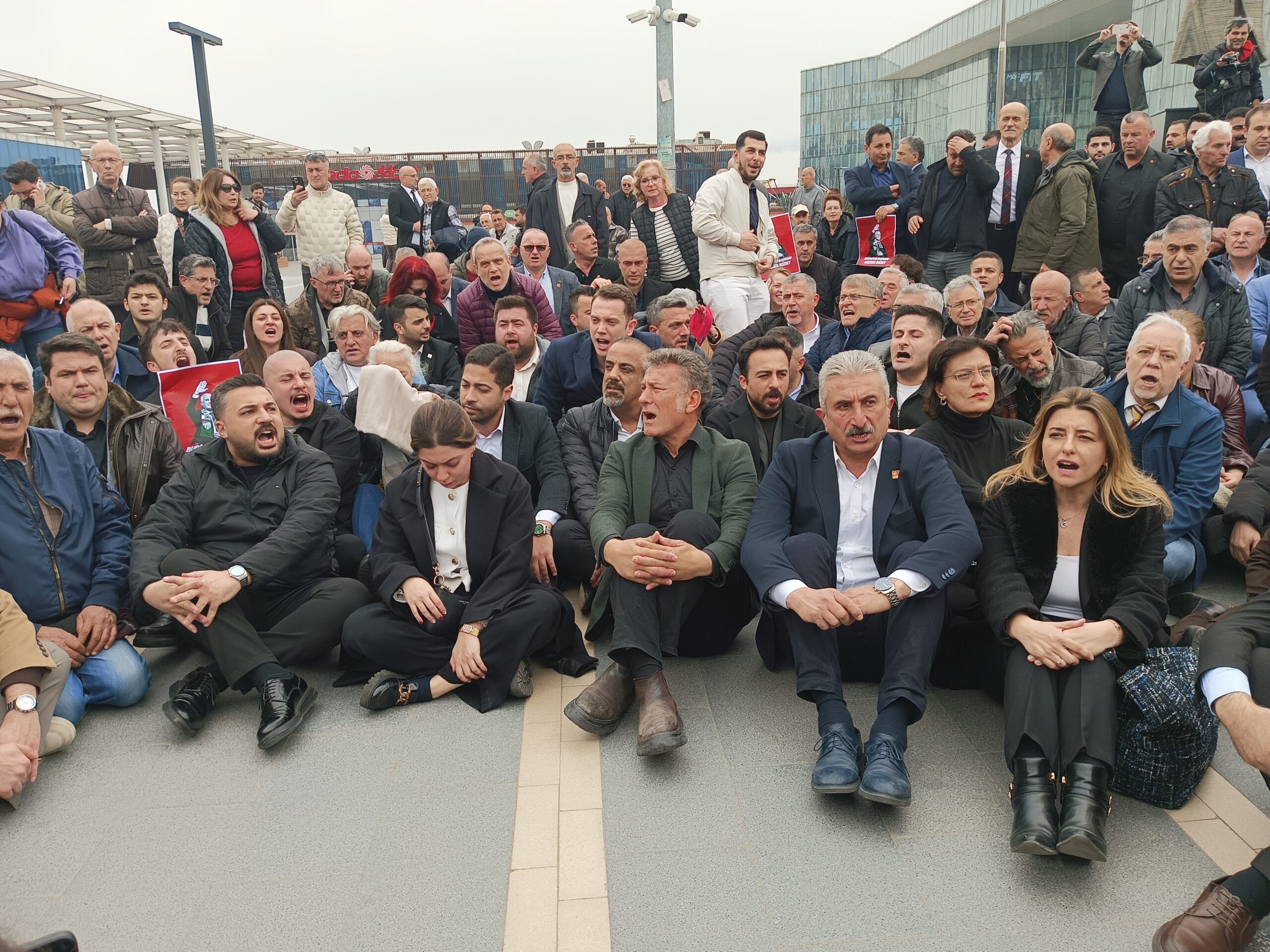 Bursa Büyükşehir Belediye Başkan Vekili Şahin Biba oldu