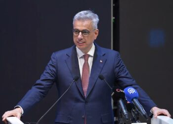 İstanbul'da düzenlenen '2'nci Cansağlığı Uluslararası Tıp Öğrenci Kongresi' sona erdi