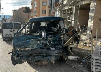 Kastamonu'daki 2 kaza kamerada: 4 yaralı