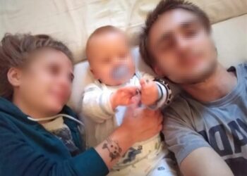 Harabe evde bulunan ve 'Geçici Koruma Kimlik Belgesi' çıkarılan Nazar, ilkokula başlayacak