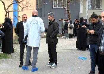 Kartal'da yalnız yaşayan kadın evinde bıçaklanmış halde ölü bulundu