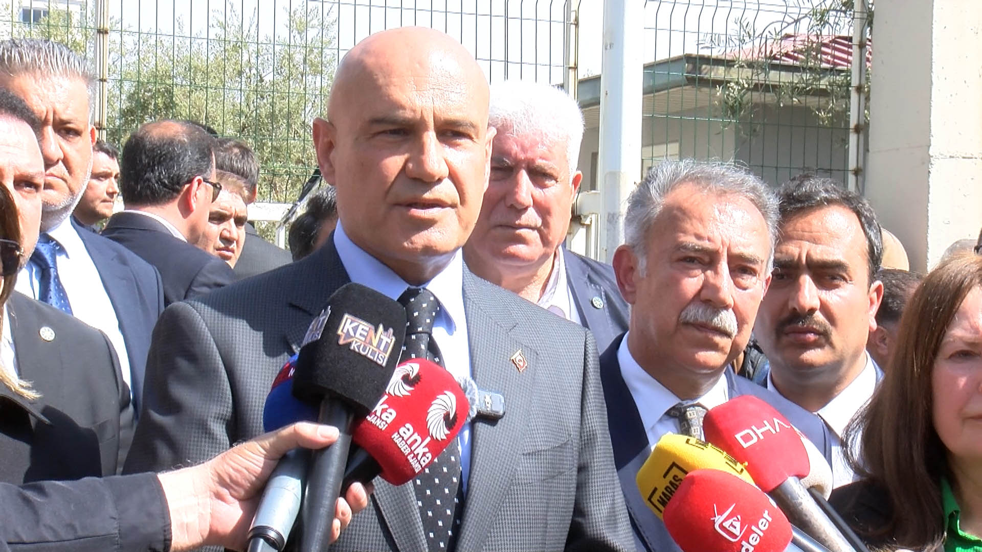 Saldırganın daha önce çantası aranmadan okula alınmıyormuş