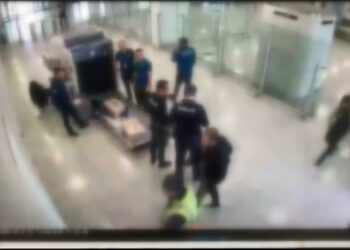 İstanbul Havalimanı’nda yer hizmetleri aracıyla kokain kolilerinin sevkiyatı kamerada