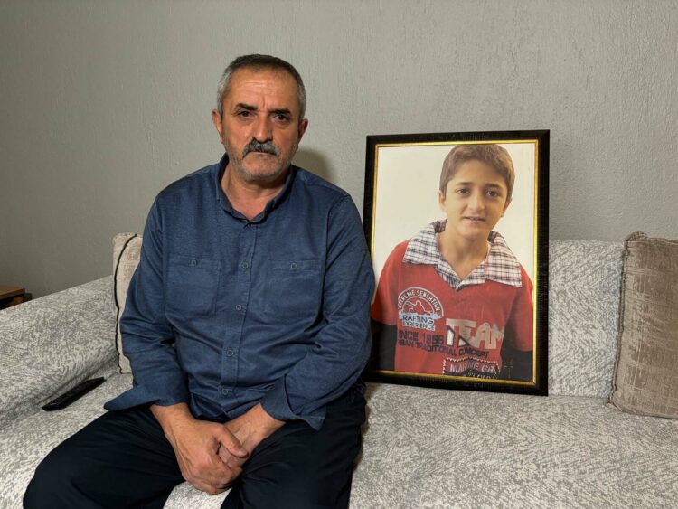 13 yıl önce başına isabet eden kurşunla ölen Arif'in ailesi failin bulunmasını istiyor