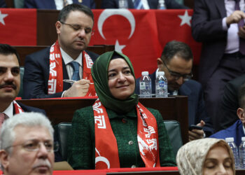 Liyakatsizliğe teslim olmuş CHP’nin bundan kurtulmasını temenni ediyorum
