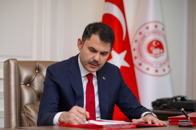 Ümraniye'de 591 konut ve 28 iş yerinin dönüşümünü tamamladık