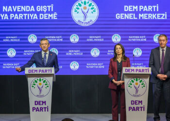 TBMM'nin bir an önce boşalan sandalyeler için ara seçim kararı alması zorunluluktur