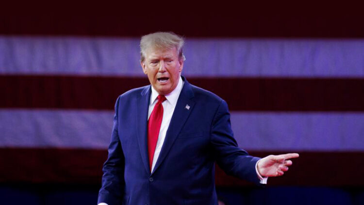 Donald Trump, Adalet Bakanı Pam Bondi'yi görevden aldı