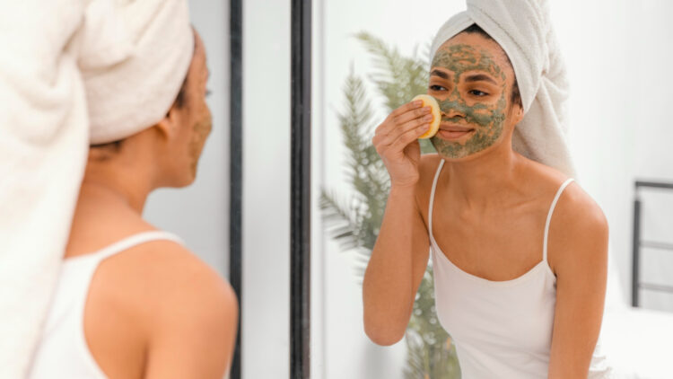 Evde peeling nasıl yapılır? Yanlış uygulamalar cilde zarar verebilir