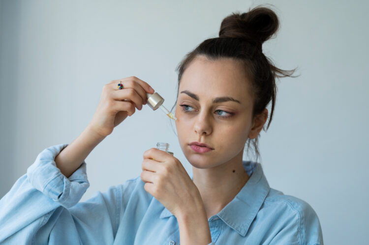 Retinol nedir? Cilde gerçekten ne yapıyor?