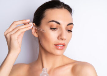Retinol nedir? Cilde faydaları ne, nasıl kullanılır? İşte bilinmesi gereken yan etkiler