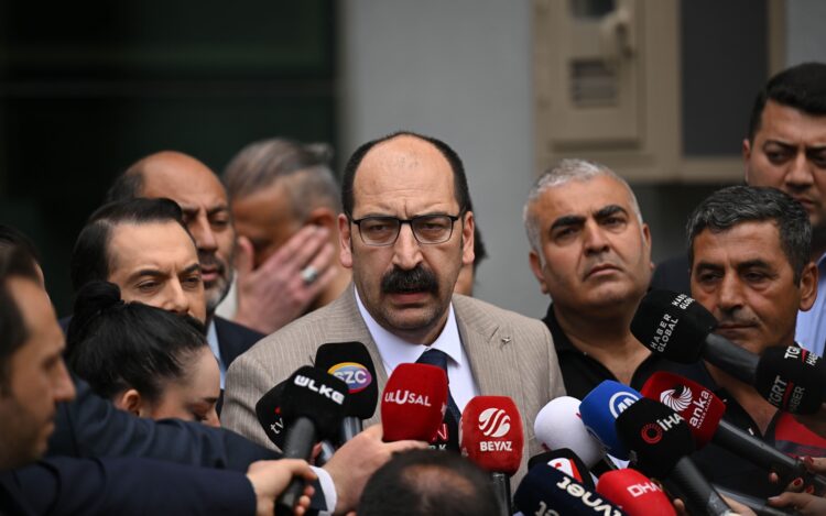 CHP’de maaş krizi iddialarına yanıt; Talimat verildi