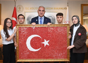 Bakan Ersoy, genç sanatçıları kabul etti