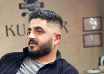 Cami önünde başından vurulmuş halde ölü bulundu