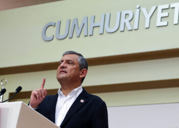 Baba ocağından bir daha kimsenin el uzatamayacağı şekilde geri almak üzere çıkıyoruz