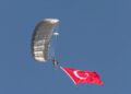 Milli Savunma Bakanlığı (MSB), Efes-2026 Tatbikatı kapsamındaki bayrak atlayışı faaliyetinden görüntü paylaştı. Fotoğraf: Ankara, (DHA)